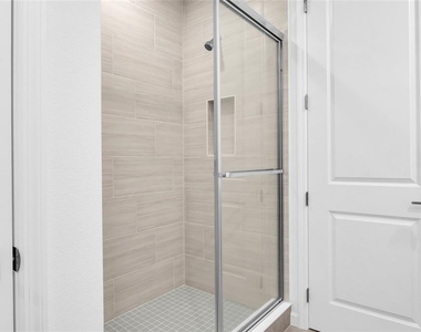 9305 Luminary Boulevard - Photo Thumbnail 27