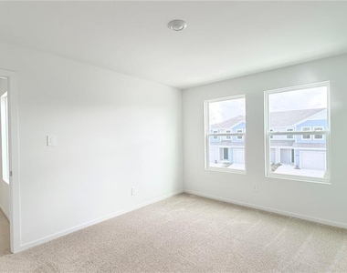 1561 Plank Place - Photo Thumbnail 15