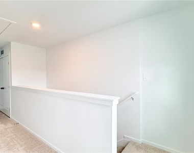 1561 Plank Place - Photo Thumbnail 21
