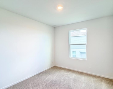 1561 Plank Place - Photo Thumbnail 27