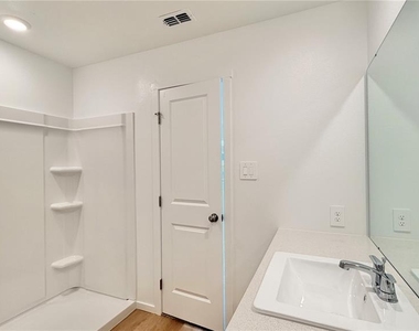 1561 Plank Place - Photo Thumbnail 19