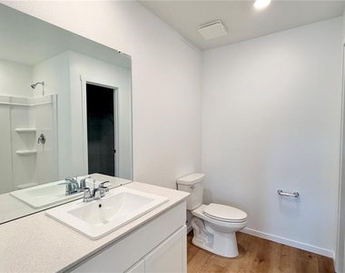 1561 Plank Place - Photo Thumbnail 17