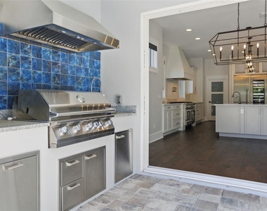 1620 Palm Avenue - Photo Thumbnail 23