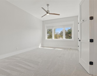 1620 Palm Avenue - Photo Thumbnail 49