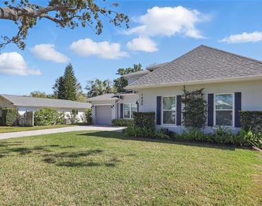 1620 Palm Avenue - Photo Thumbnail 2