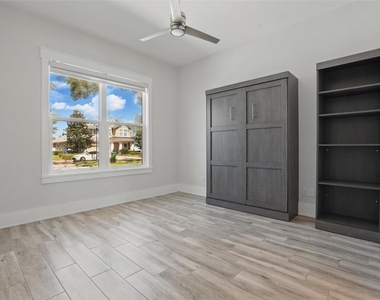1620 Palm Avenue - Photo Thumbnail 42