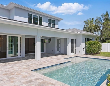 1620 Palm Avenue - Photo Thumbnail 54