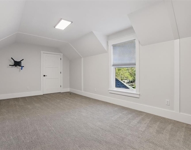 1620 Palm Avenue - Photo Thumbnail 46