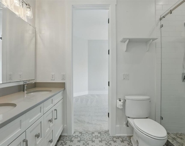 1620 Palm Avenue - Photo Thumbnail 15
