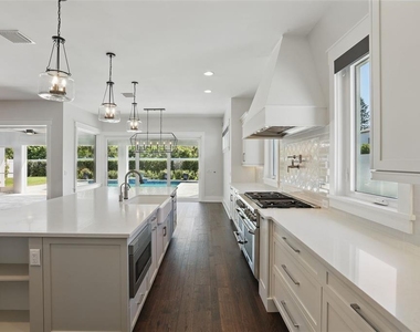 1620 Palm Avenue - Photo Thumbnail 31