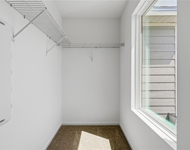 1573 Plank Place - Photo Thumbnail 12