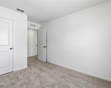 1573 Plank Place - Photo Thumbnail 15