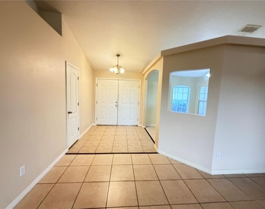 10438 Vista Pines Loop - Photo Thumbnail 4