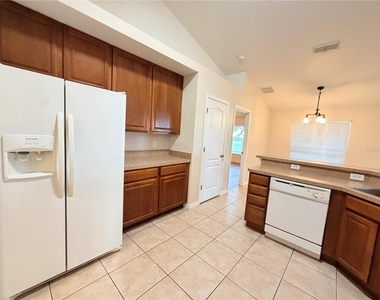 10438 Vista Pines Loop - Photo Thumbnail 2