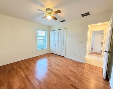 10438 Vista Pines Loop - Photo Thumbnail 13