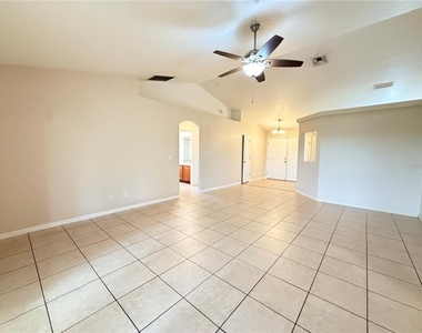 10438 Vista Pines Loop - Photo Thumbnail 6