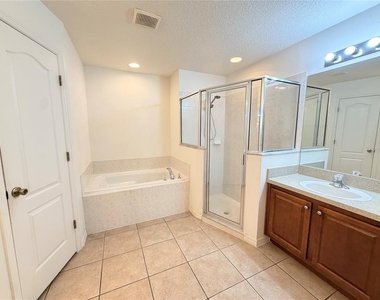 10438 Vista Pines Loop - Photo Thumbnail 19