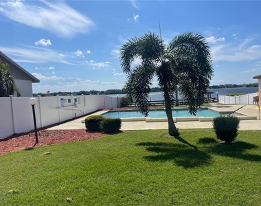 504 Lake Dexter Boulevard - Photo Thumbnail 28
