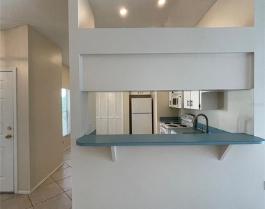 504 Lake Dexter Boulevard - Photo Thumbnail 5