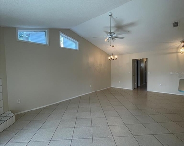 504 Lake Dexter Boulevard - Photo Thumbnail 7
