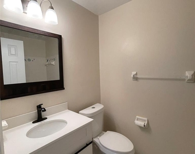 504 Lake Dexter Boulevard - Photo Thumbnail 17