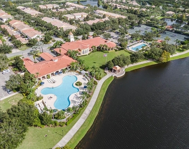 12129 Breda Lane - Photo Thumbnail 4