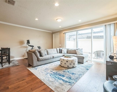 12129 Breda Lane - Photo Thumbnail 1