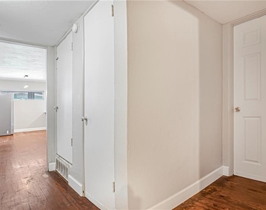 5518 Riviera Drive - Photo Thumbnail 20