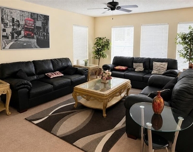 133 Rona Lane - Photo Thumbnail 4
