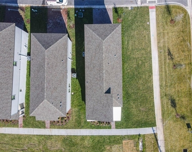 4749 Cross Prairie Parkway - Photo Thumbnail 56