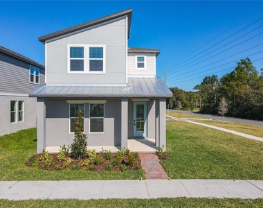 4749 Cross Prairie Parkway - Photo Thumbnail 2
