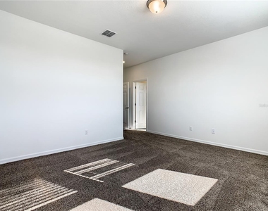 4749 Cross Prairie Parkway - Photo Thumbnail 47