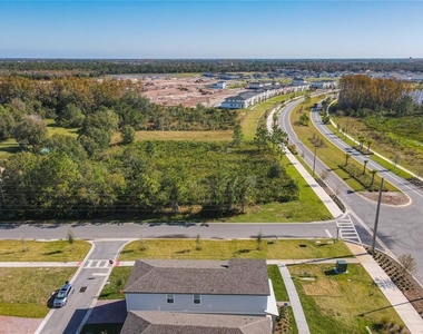 4749 Cross Prairie Parkway - Photo Thumbnail 55