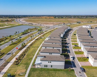 4749 Cross Prairie Parkway - Photo Thumbnail 58