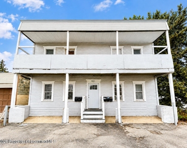 921 Hamm Court - Photo Thumbnail 7