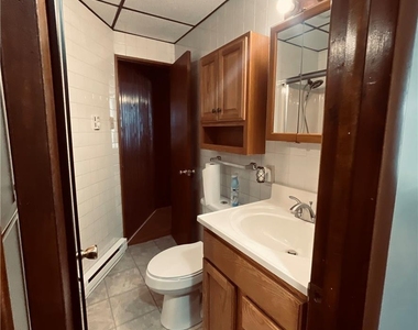 60 E North Street - Photo Thumbnail 1