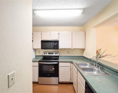 3705 Sw 27th Street - Photo Thumbnail 10