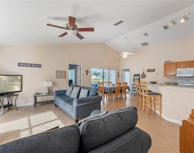 233 Reserve Drive - Photo Thumbnail 2