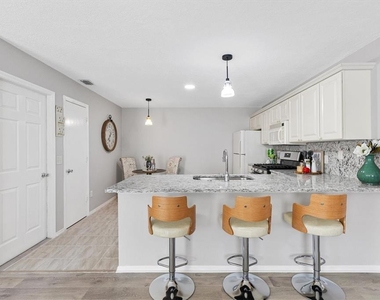 2014 Johnson Court - Photo Thumbnail 11
