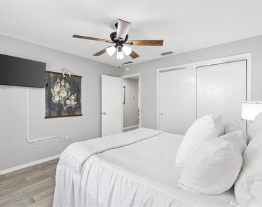 2014 Johnson Court - Photo Thumbnail 21
