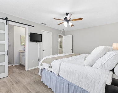2014 Johnson Court - Photo Thumbnail 17