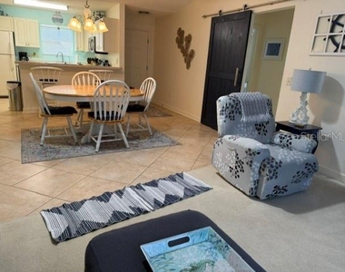 1413 Blueberry Way - Photo Thumbnail 7