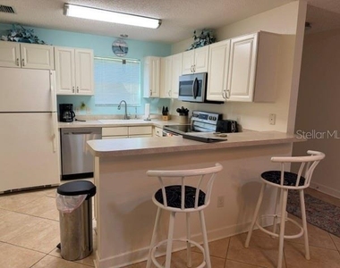 1413 Blueberry Way - Photo Thumbnail 3