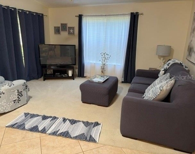 1413 Blueberry Way - Photo Thumbnail 9