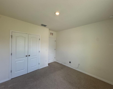 11106 Amber Ridge Drive - Photo Thumbnail 4