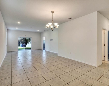 2599 Avalon Park Boulevard - Photo Thumbnail 6