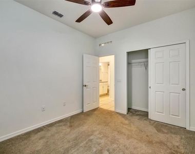 2599 Avalon Park Boulevard - Photo Thumbnail 15