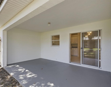 4 Pony Lane - Photo Thumbnail 9