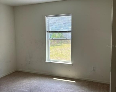 15 Lamoyne Lane - Photo Thumbnail 11