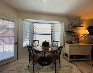255 Boundary Boulevard - Photo Thumbnail 5